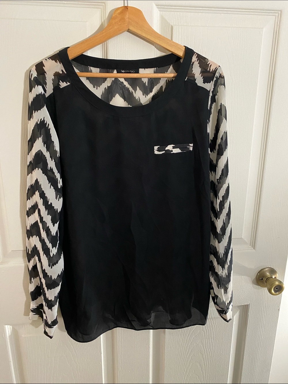 AB Studio Blouse with Black-and-White Chevron Sleeves